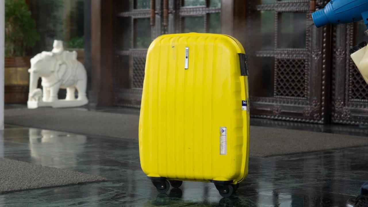 The Ummed Ahmedabad Airport Hotell Exteriör bild