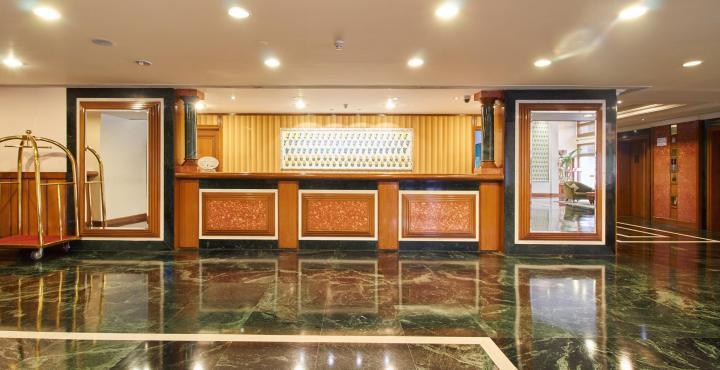 The Ummed Ahmedabad Airport Hotell Exteriör bild