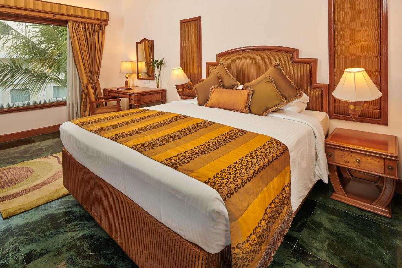 The Ummed Ahmedabad Airport Hotell Exteriör bild